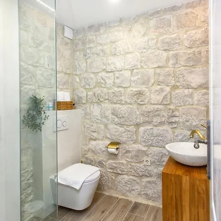 House Marijeta And Tonka